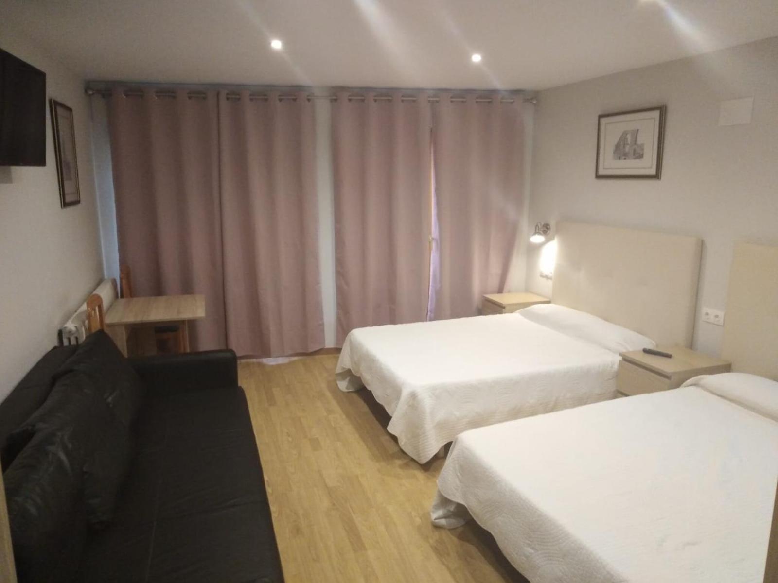 Hostal Alcazaba Teruel Zimmer foto